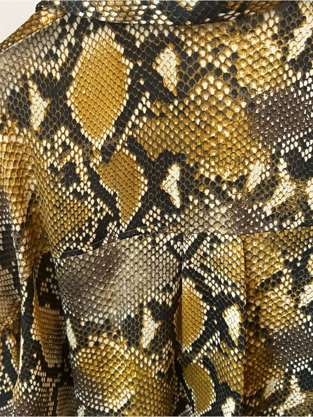 Zara Snakeskin Blouse Size Small Oversized - Picture 6 of 6
